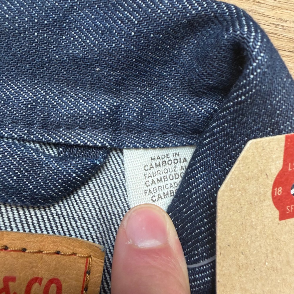 Levi's Trucker Jacket Men Large Dark Indigo Blue Standard Fit Denim Coat New - Picture 6 of 9